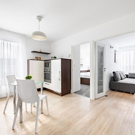 Family Apartment Prága Kültér fotó